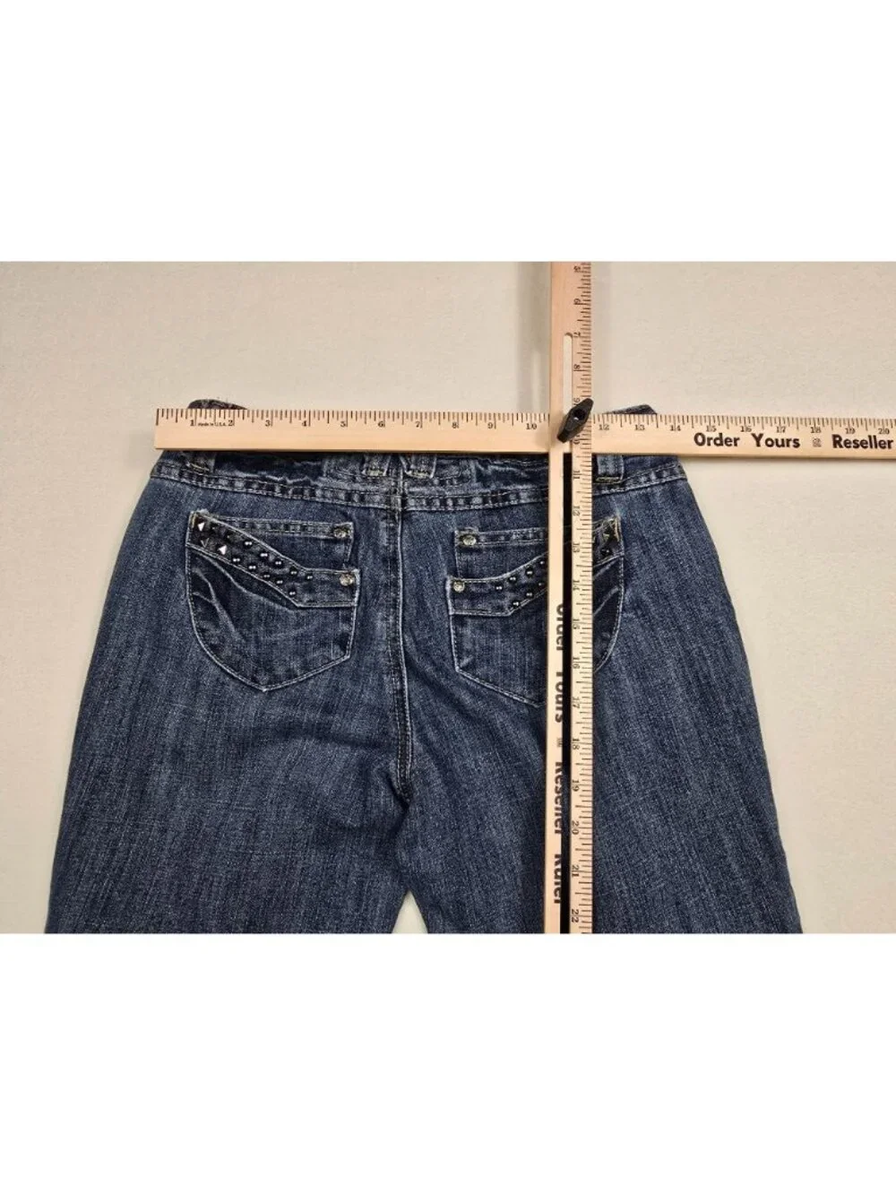 JW Petite Womens Bootcut Blue Jeans Size 4P With Studded Back Pockets - Picture 5 of 6